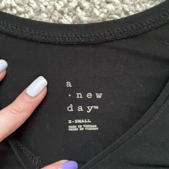 a new day Relaxed Fit Black Tank in extra small - Picture 2 of 2